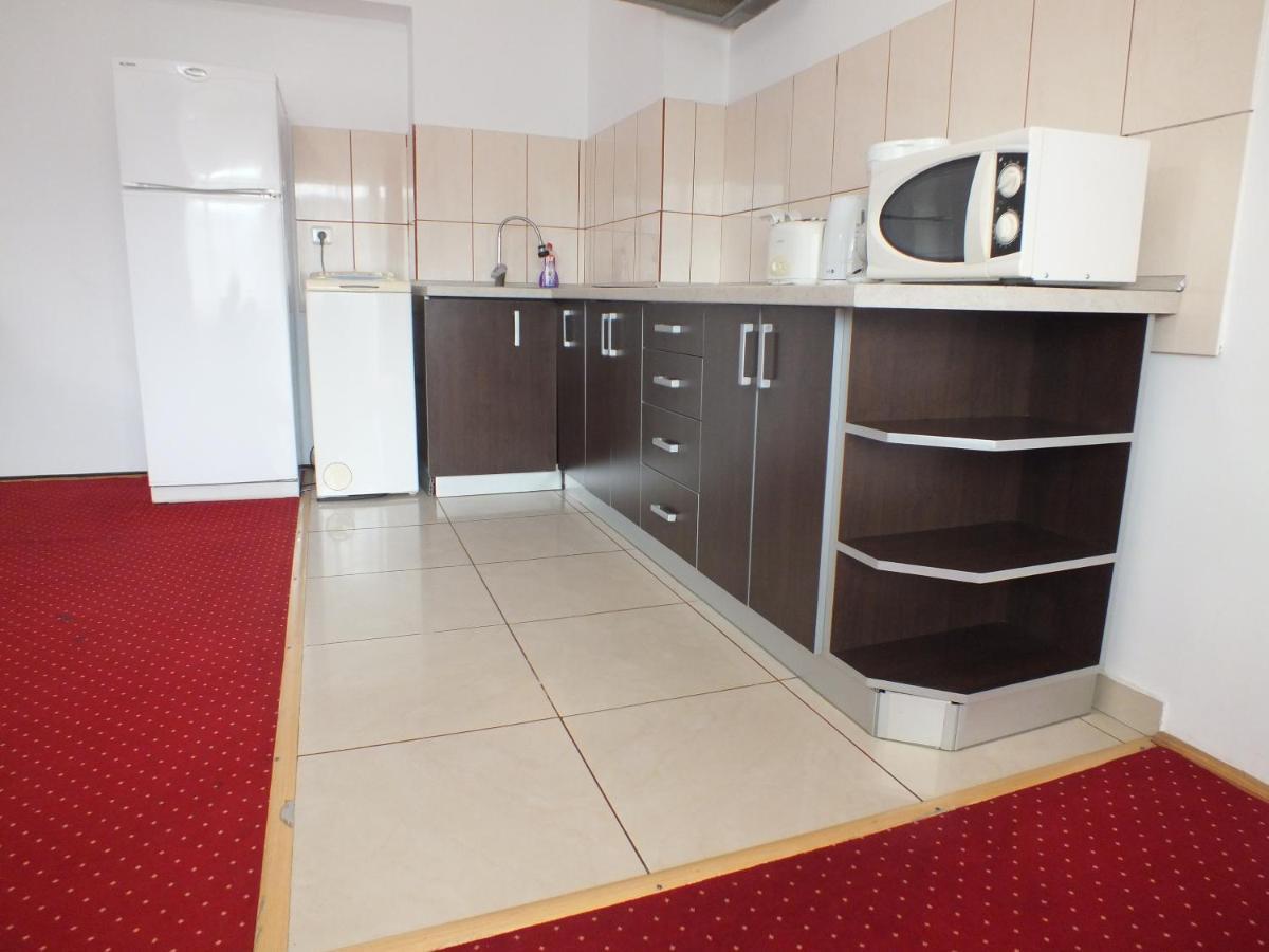 Alba Iulia Square - And Apartment Bucharest
